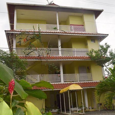 Jardines Vista Del Mar Condos Bocas del Toro Habitación foto