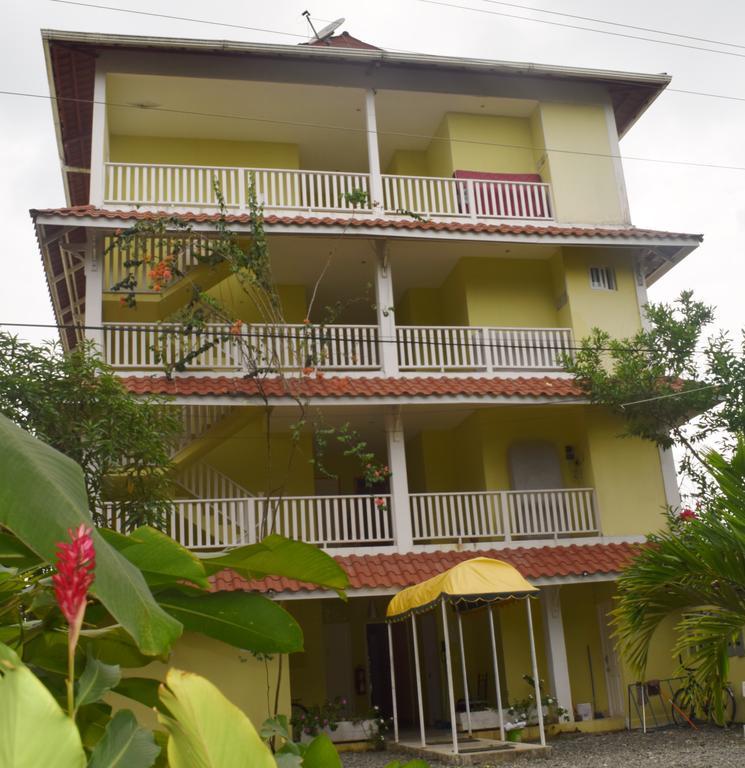 Jardines Vista Del Mar Condos Bocas del Toro Habitación foto