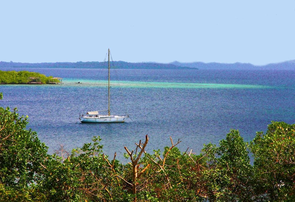 Jardines Vista Del Mar Condos Bocas del Toro Habitación foto